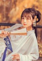實(shí)習(xí)穿越做皇妃